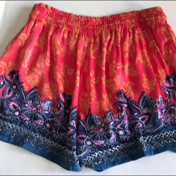 Free People boho, beaded shorts - Picture 5 of 6